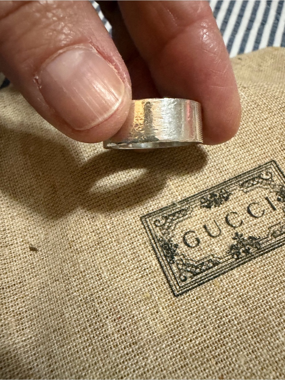 Gucci Unisex Cutout G Logo Band Ring - Sterling Silver - Picture 3 of 9